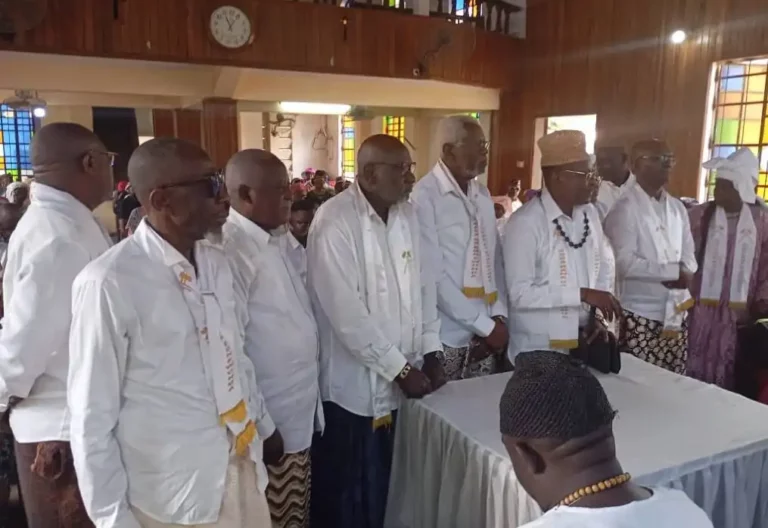 Kod’a Bana ba Bonewonda et son nouveau Bureau Exécutif